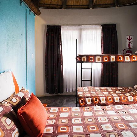 Sheri'S Lodge & Backpackers Graskop Exterior foto